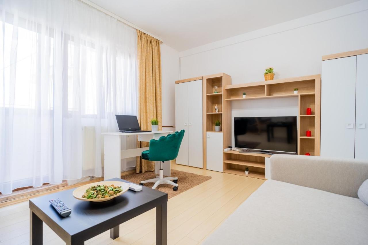 Serene 1Br Apartment With Workspace Bucharest Exterior photo
