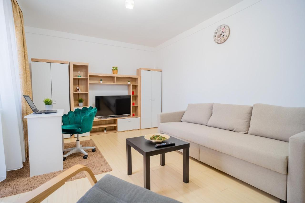 Serene 1Br Apartment With Workspace Bucharest Exterior photo