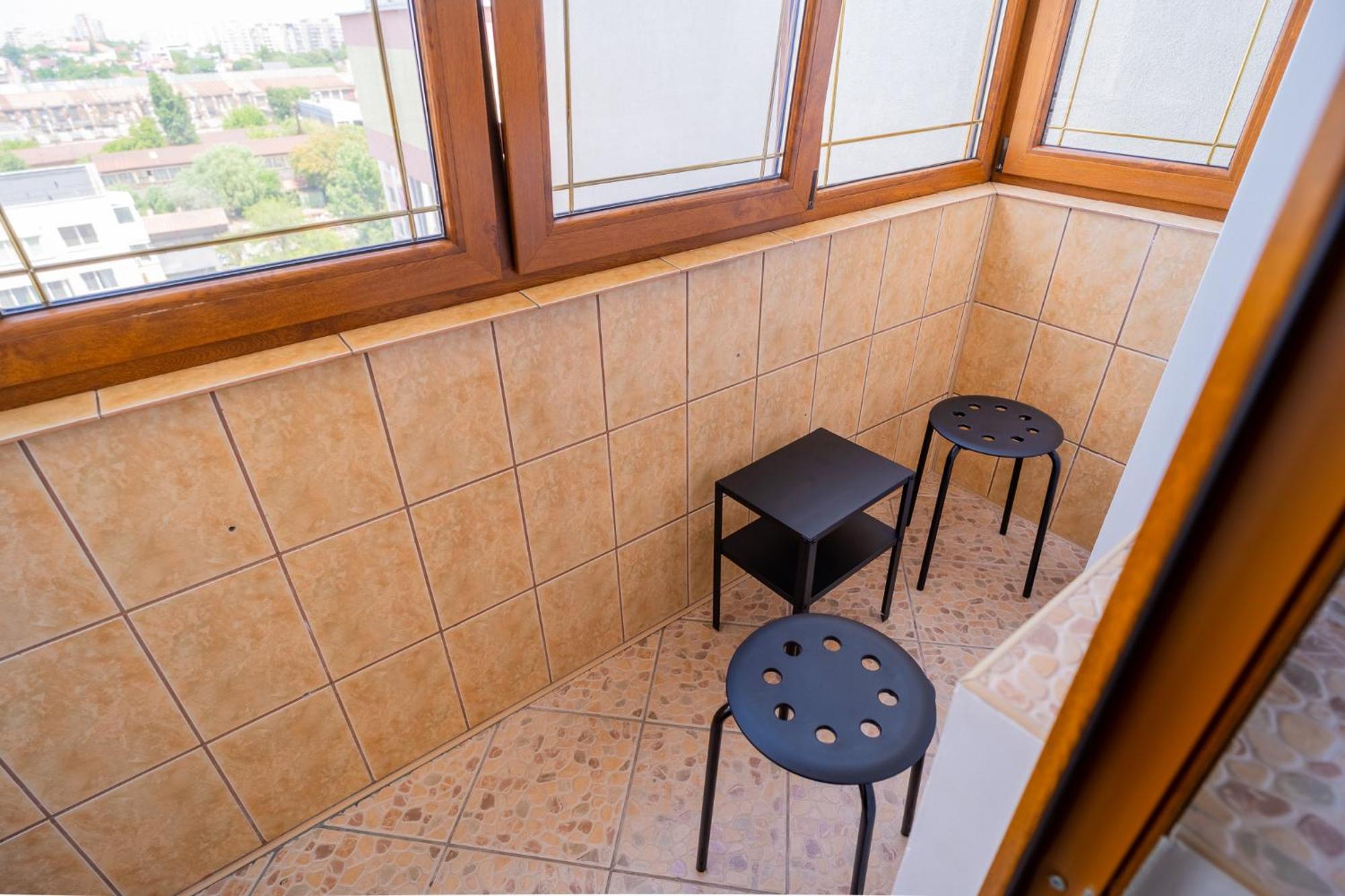 Serene 1Br Apartment With Workspace Bucharest Exterior photo